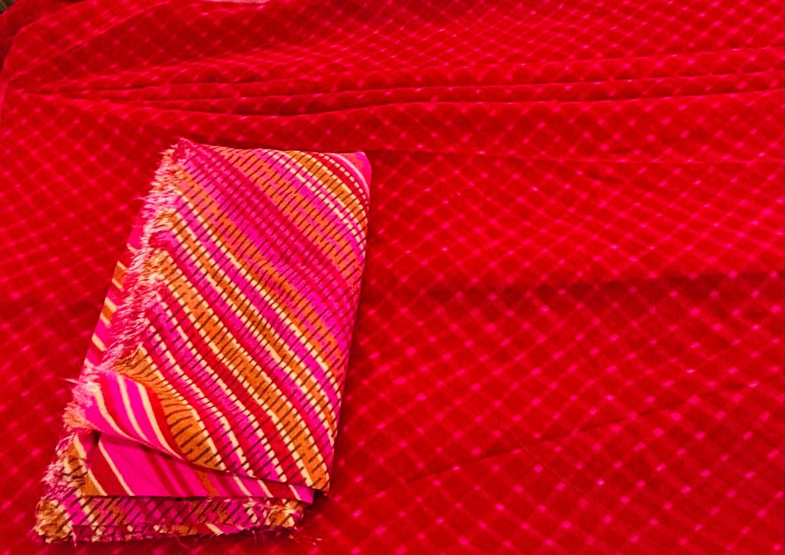 Designer Pink Georgette Pre-Stitched Saree – Effortless Elegance - Image 2