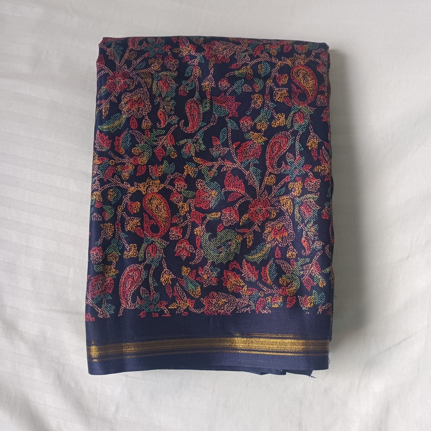 Designer Printed Silk Saree for Festive & Casual Occasions - Image 2