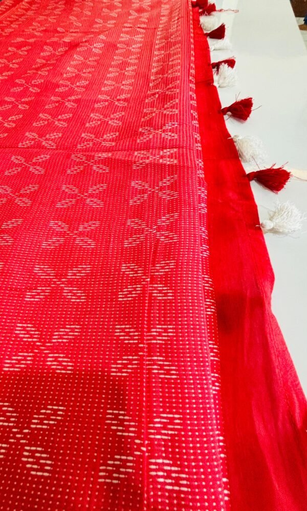Premium Soft Katan Silk Saree – Red & White Handloom Weave with Same Blouse Piece - Image 3