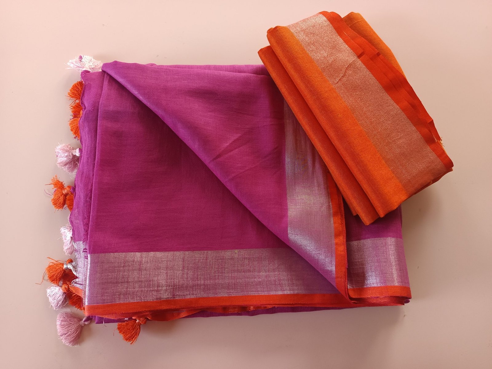Pure Linen Saree – Soft, Stylish & Comfortable